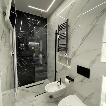 Apartment Luxury 5 Al Duomo Di Parma